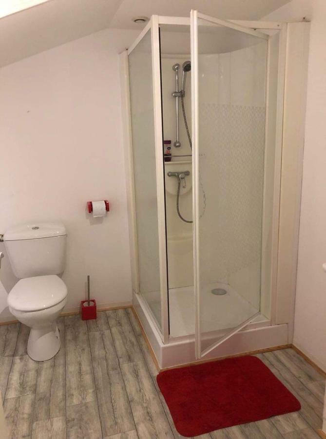 Appartement Face Au Donjon Pons Eksteriør bilde