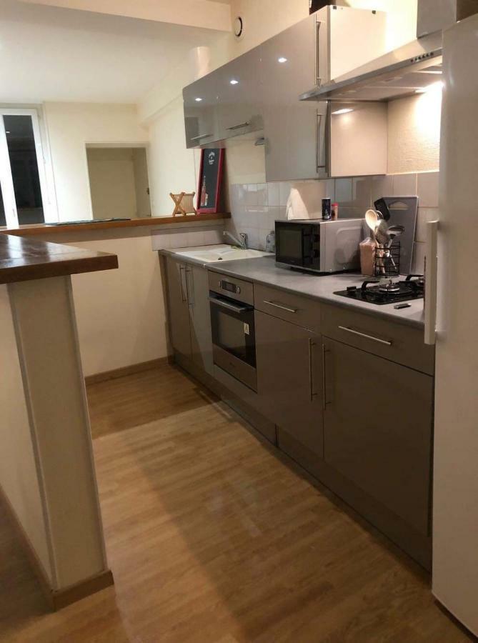Appartement Face Au Donjon Pons Eksteriør bilde